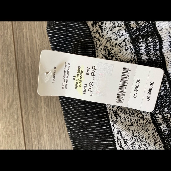 Bebe Multi Jacquard Skirt - Picture 6 of 6